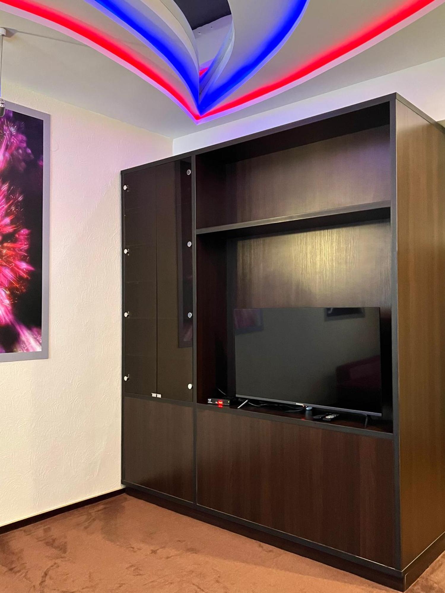 Jeppesen Residence Алма Ата Екстериор снимка