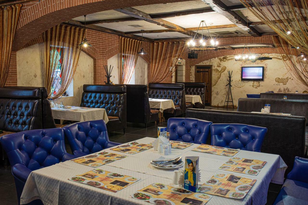 Jeppesen Residence Алма Ата Екстериор снимка